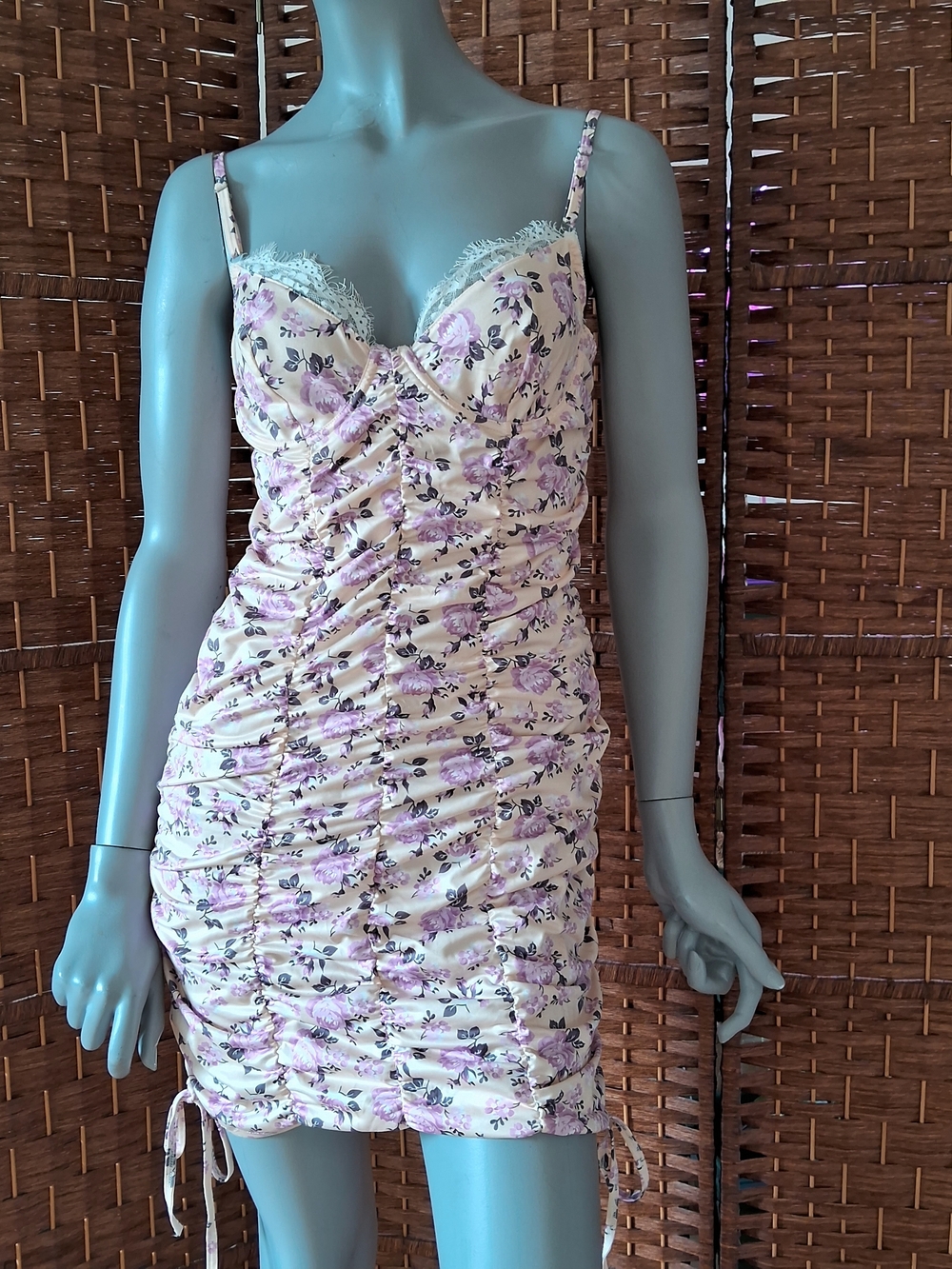 🌟 3/$30. Floral Ruched Spaghetti Strap Mini Dress - Cream & Light Purple